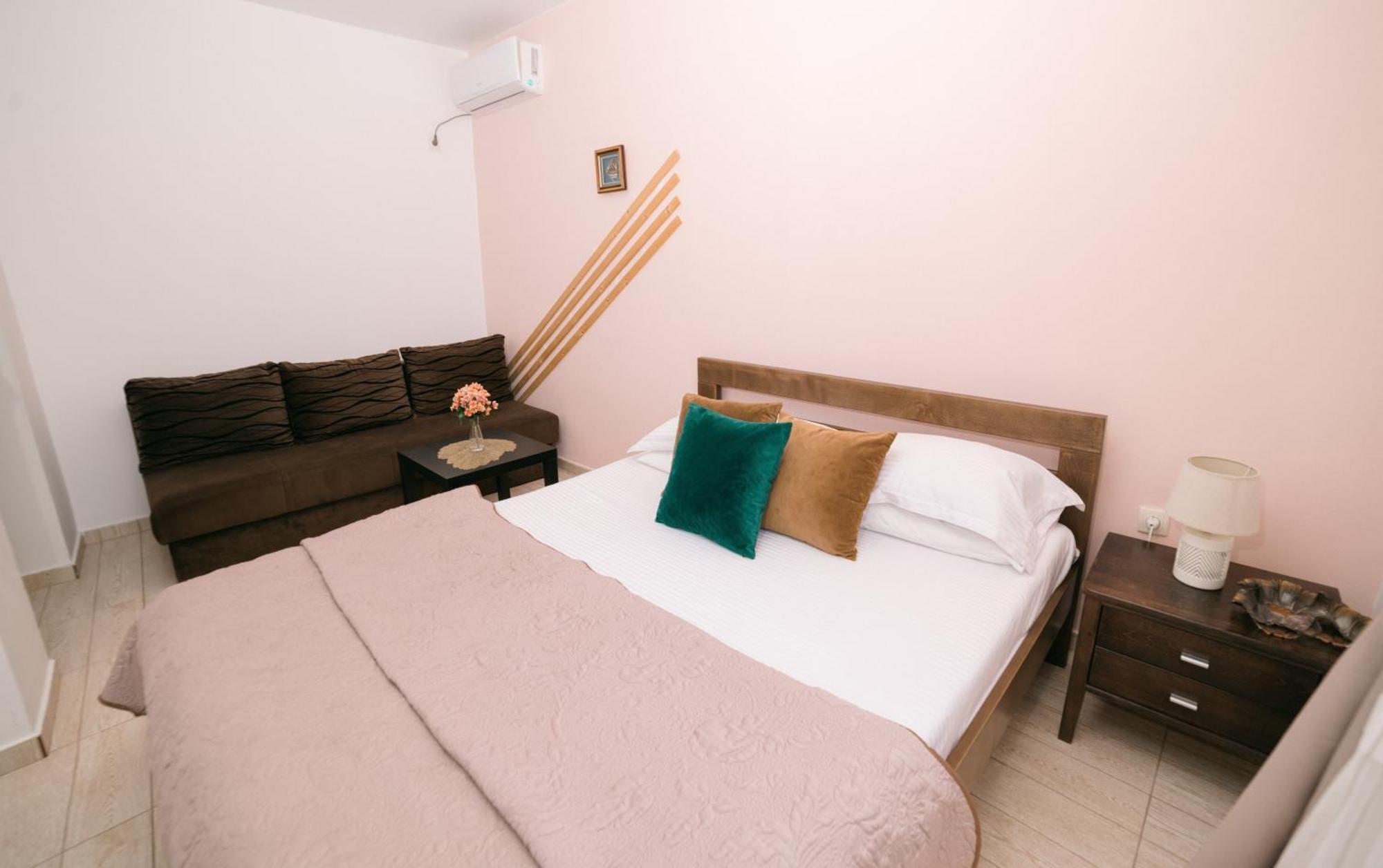 Apartments Lungo Mare Ulcinj Buitenkant foto