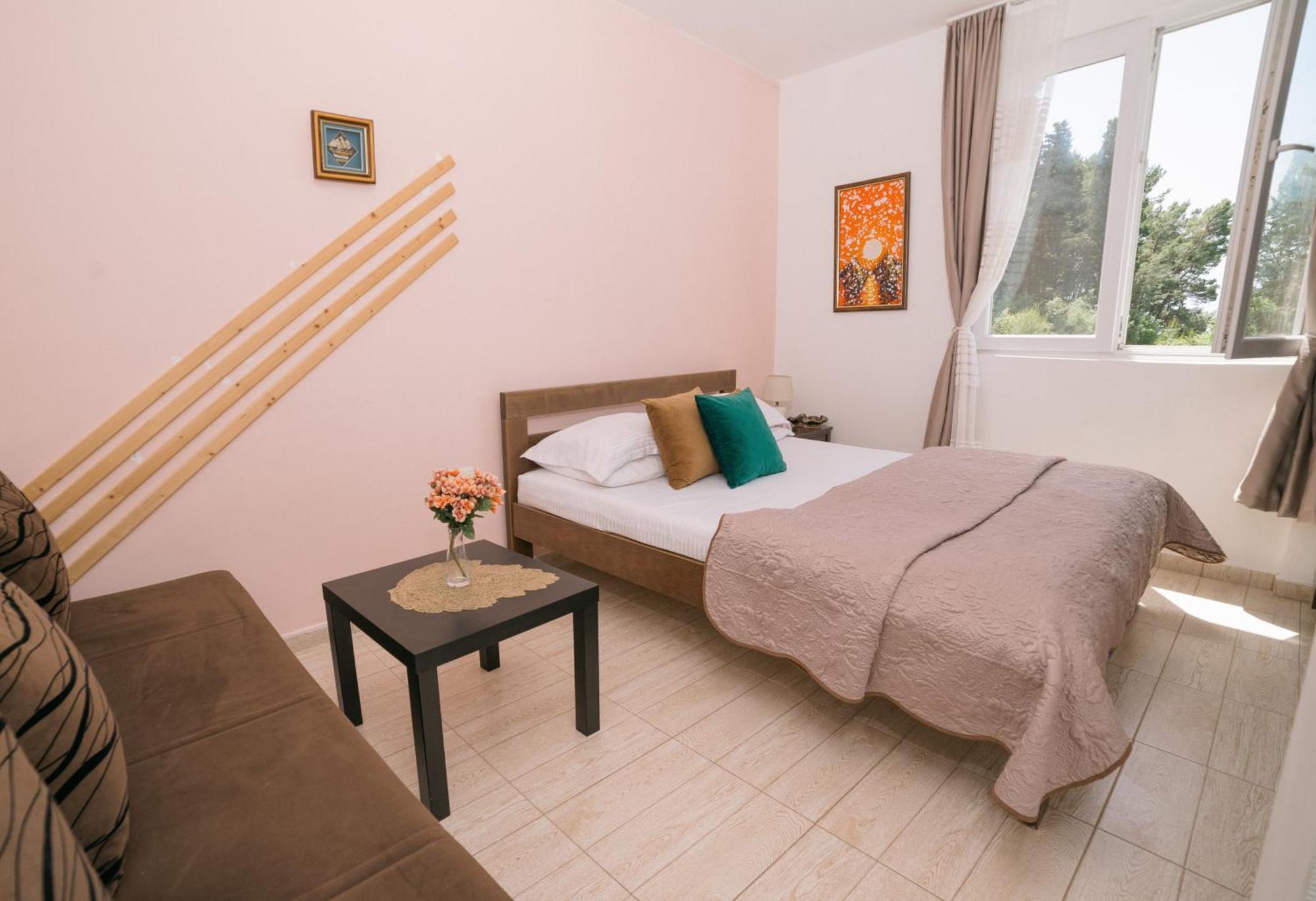 Apartments Lungo Mare Ulcinj Buitenkant foto